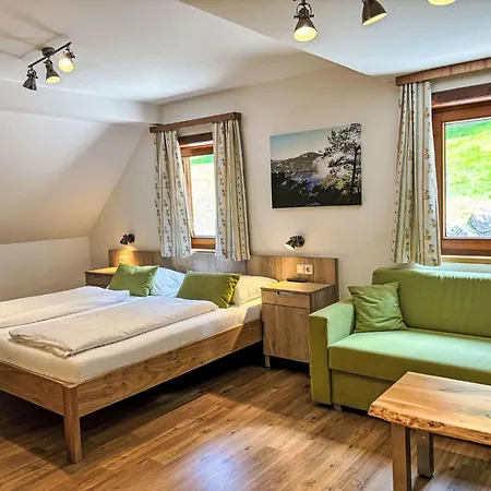 Grimming By Interhome